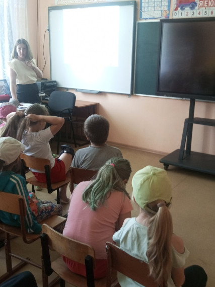 "Вежливость открывает все двери! ".